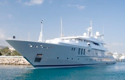 megayacht